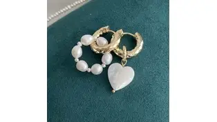 Видео: Мастер-класс по изготовлению колечка из жемчуга для серег колец/конго