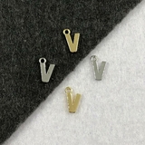 Подвеска Мелкая Буква V, 8.5*6 мм