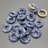 Подвеска пончик содалит, 18*3.5 мм