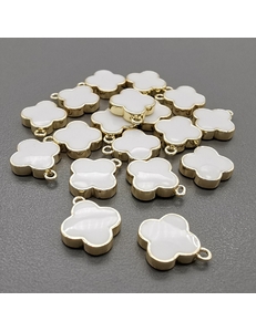 Подвеска Клевер, с белой эмалью, 15 мм, позолота