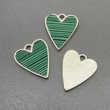 Подвеска Сердце с имитацией малахита, 18*21 мм, позолота