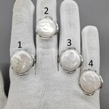Кольцо с натуральным белым жемчугом, родий, тип17