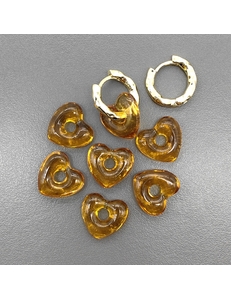 Бусина сердце стеклянная, 15*14*5 мм, янтарный
