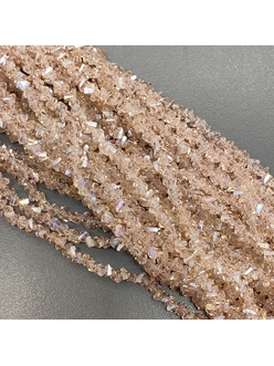 Бусина стеклянная крошка, персик с переливом, 3*4 мм, нитка
