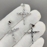 Подвеска крест с фианитами, 31*22.5 мм, родий