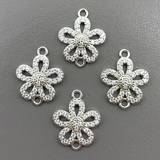 Коннектор Цветок с фианитами, 19*15.2 мм, родий