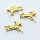 Подвеска Лошадь скачет, 18*25 мм, позолота