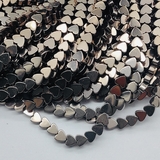 Бусина Гематит, сердце, 4 мм, коричневый, нитка