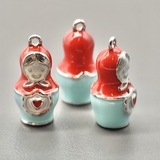Подвеска Матрешка с красно-голубой эмалью, 10*20 мм, родий