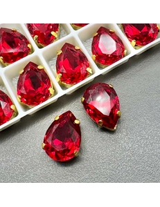 Кристаллы в цапах капля, 14*10 мм, красный, позолота